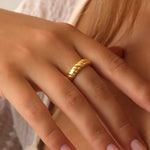 Şık Kruvasan Yüzük